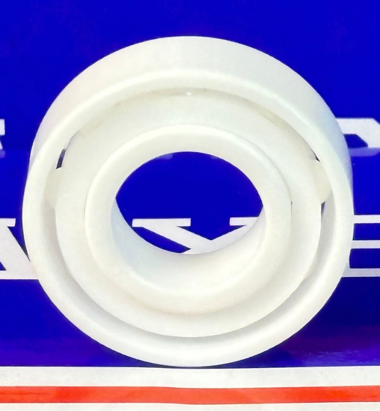 7002 Angular Contact Full Ceramic Bearing 15x32x9mm