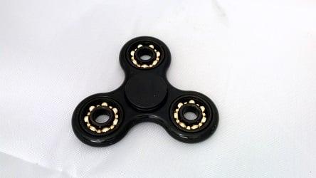 Fidget Hand Spinner Toy : Center full Ceramic ZrO2 Bearing : 3 outer Bronze Bearing 42Q
