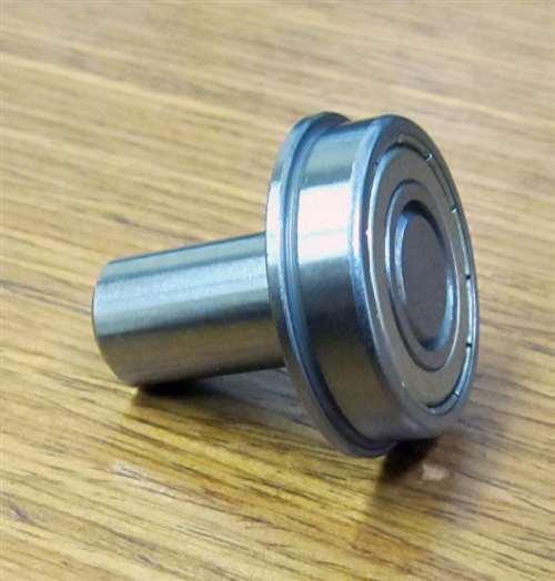 1-1/8 Inch Flanged Bearing - 1/2 Diameter Integrated 1-1/4 Axle