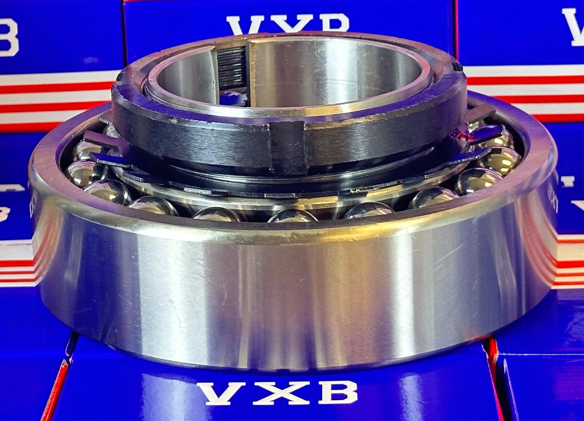 2220K+H Tapered Self Aligning Ball Bearing - Adapter Sleeve 90x180x46mm