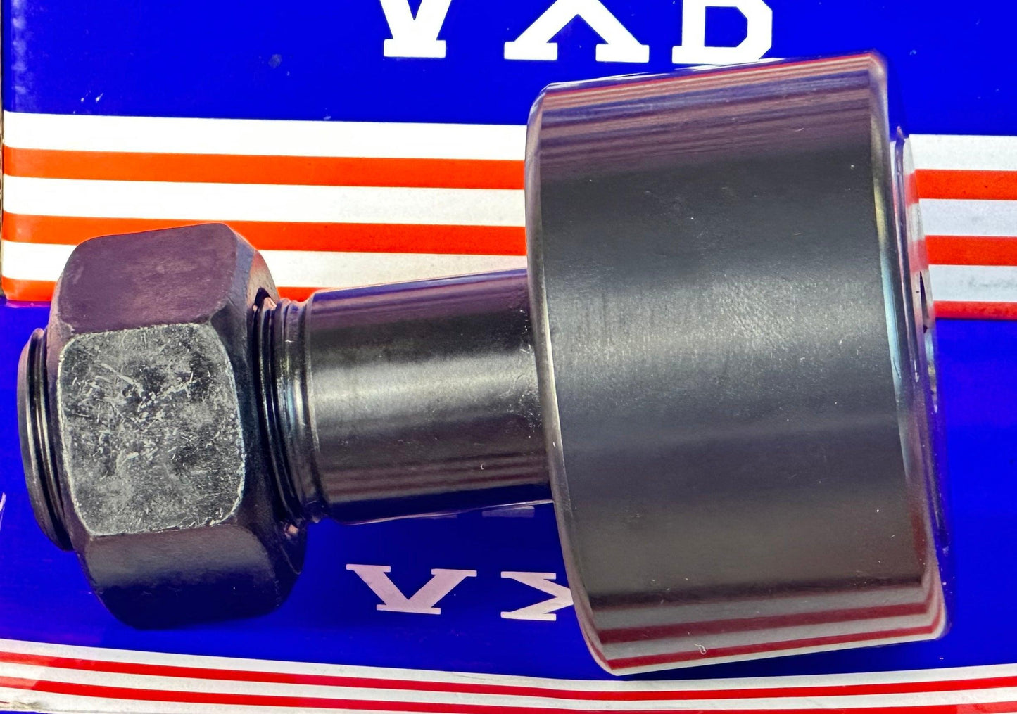 CF2-1/2SB Cam Follower - an extremely fine Needle Roller Bearing 2-1/2" x 1-1/2" x 1"