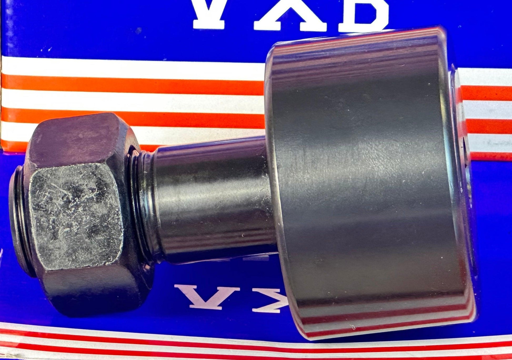 CF2-1/2SB Cam Follower - an extremely fine Needle Roller Bearing 2-1/2" x 1-1/2" x 1"