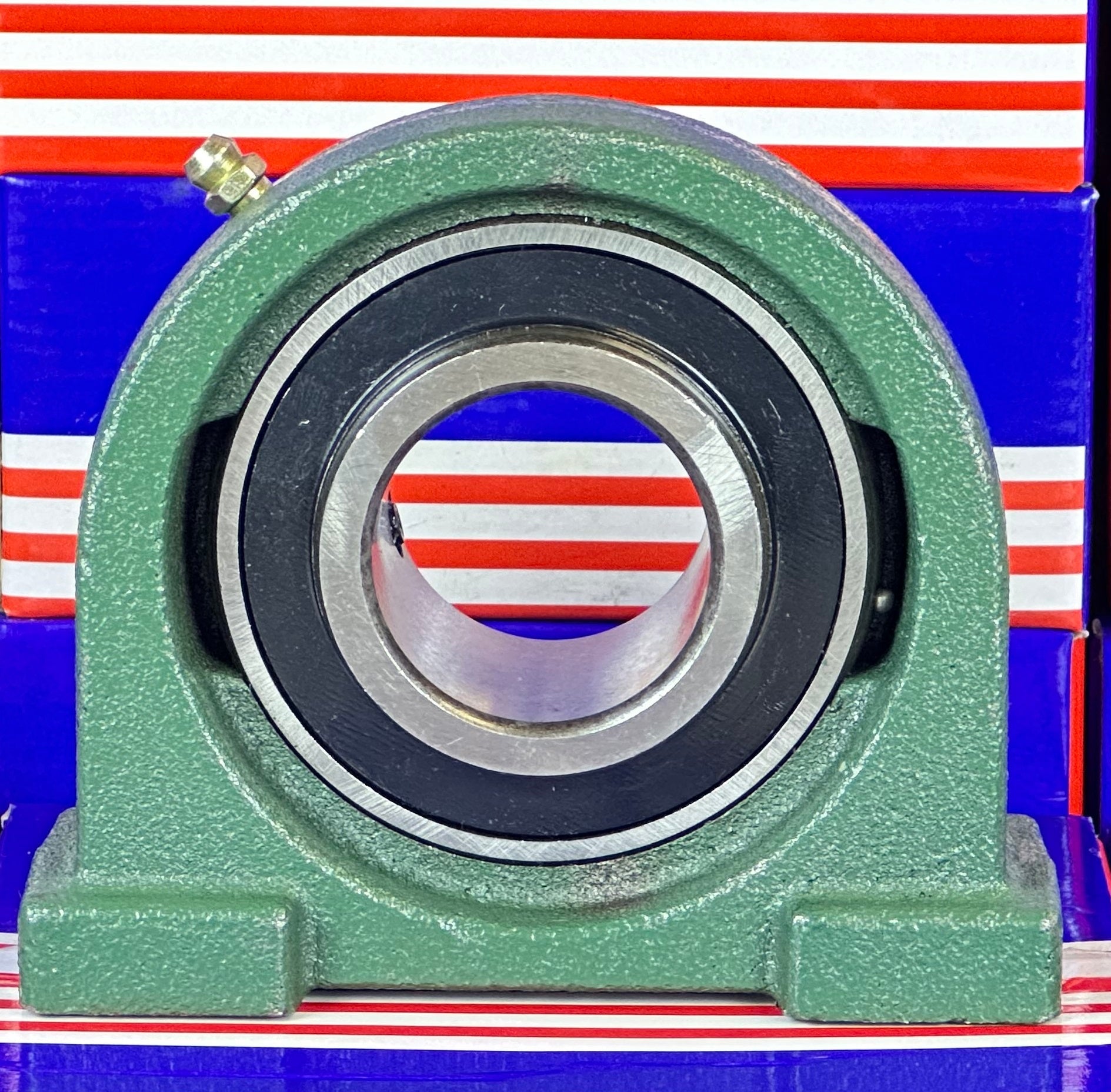 UCPA207 Bearing 35mm Set Screw Tapped Base Pillow Block Bearing