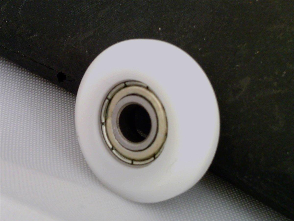 5mm Bore Bearing - 22mm White Plastic Tire 5x22x7mm
