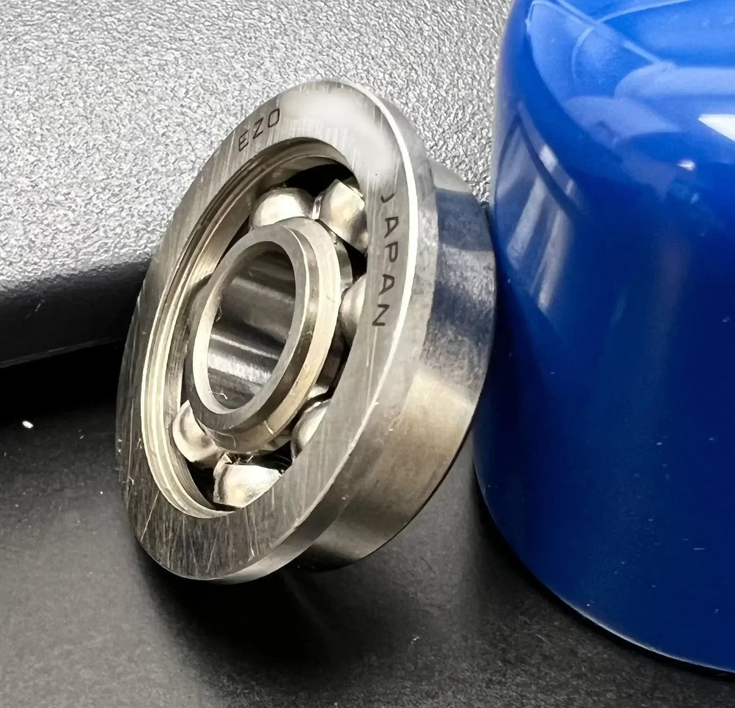 SF608 EZO Miniature Flanged Bearing 8x22x7mm